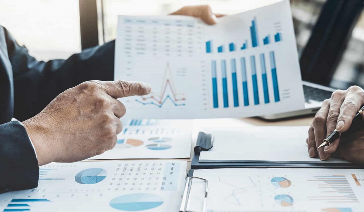 Why Monthly Management Accounts Are Crucial for Growing Businesses